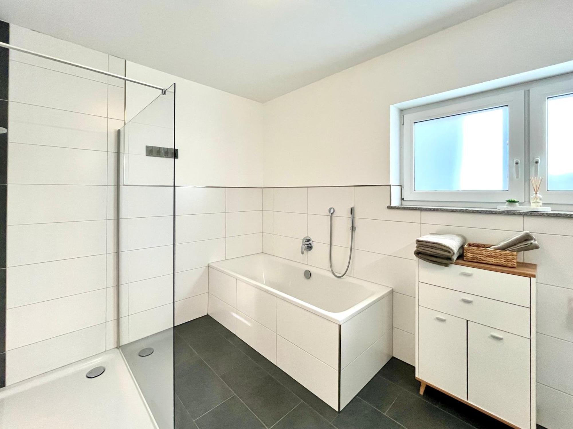 Ferienwohnung Moseltraum, 1-6 Pers, Mit 3 Schlafzimmer Und Panoramabalkon Мюден Экстерьер фото